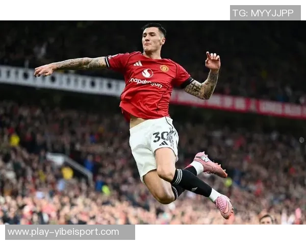 费迪南德称赞拉门斯稳定表现提升全队信心助力战胜桑德兰